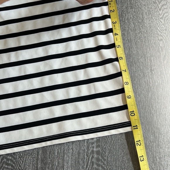 Off shoulder striped top - Picture 6 of 6